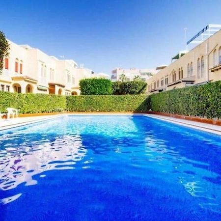 Villa Magerit, Entire Home 5 Minutes Easy Walk To Sandy Beach La Mata  Eksteriør billede