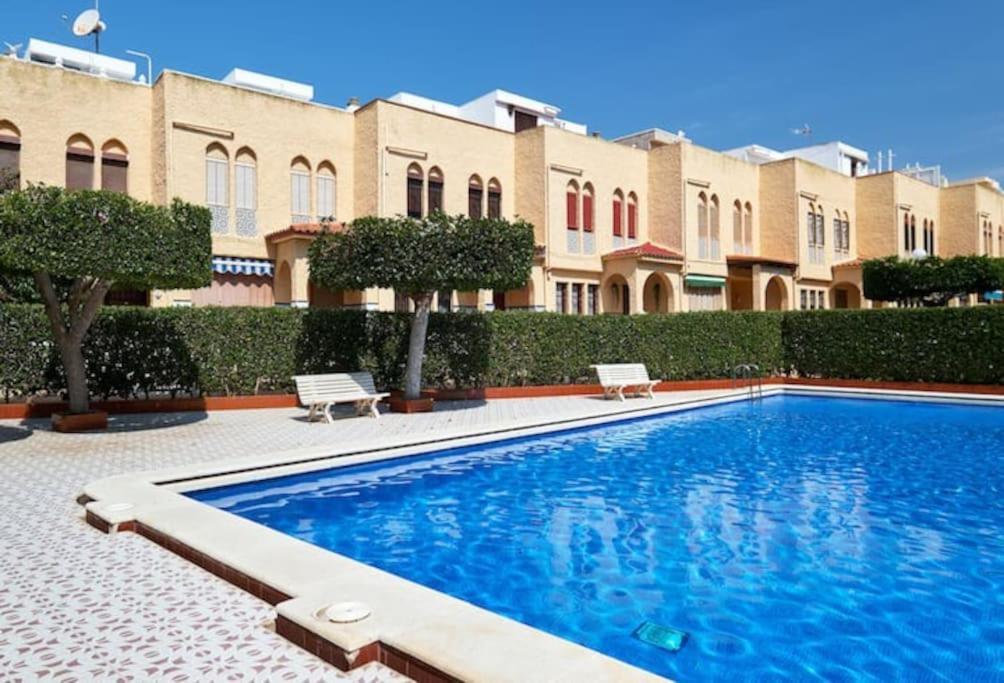 Villa Magerit, Entire Home 5 Minutes Easy Walk To Sandy Beach La Mata  Eksteriør billede